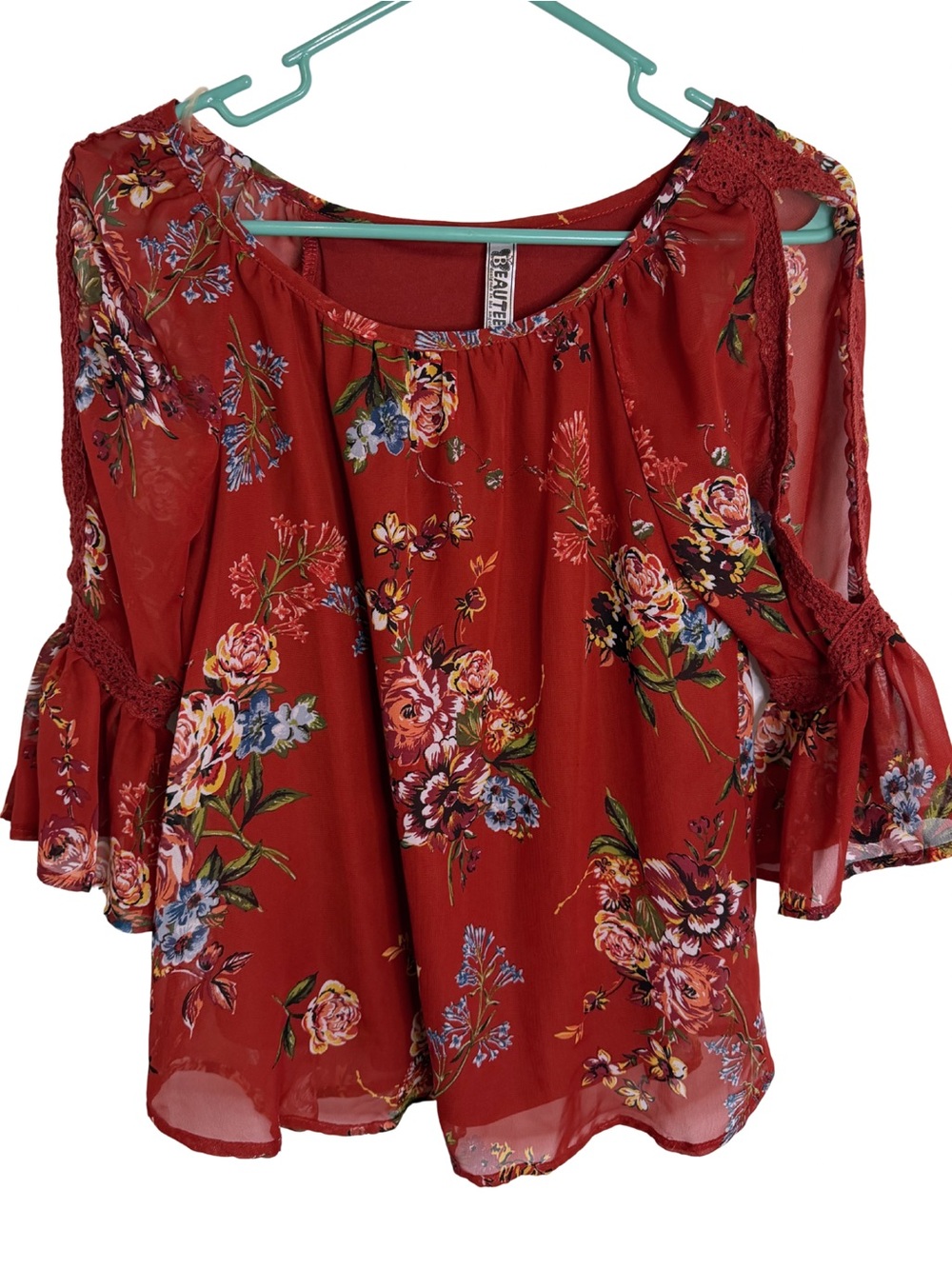 3/$20 Beautees Rust Red Floral Cold Shoulder Blouse with Ruffle Sleeves Size XL